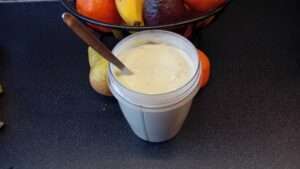 Silken tofu smoothie recept met mango, avocado peer | Plantaardige proteïnesmoothie | Vegan recept