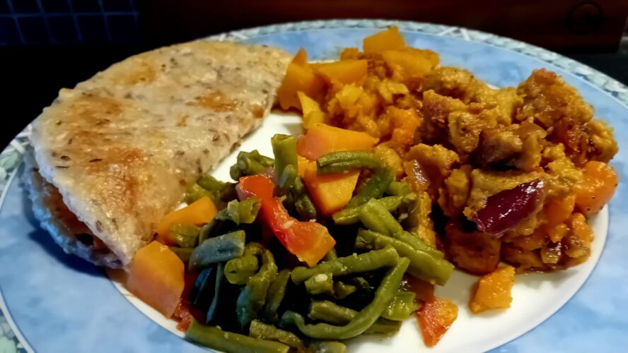 Recept kousenband met aardappel en tomaat - Lekker bij roti
