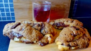 Wat is een crookie? Croissant met chocolate chip cookie recept
