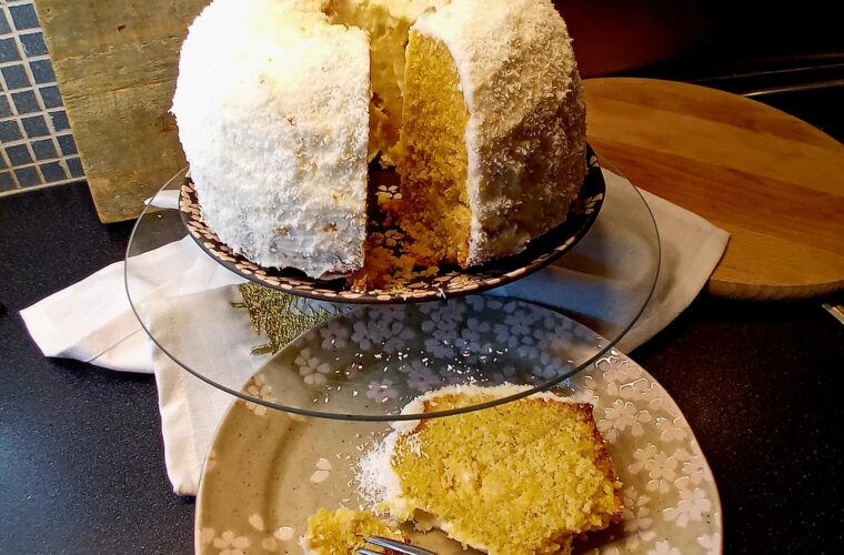 Glutenvrij recept Super de luxe Tom Cruise Cake | Witte chocolade kokos tulbandcake