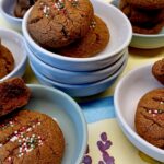 Glutenvrije mokka maizenakoekjes | Twist op Surinaamse gommakoekjes fusion food recept