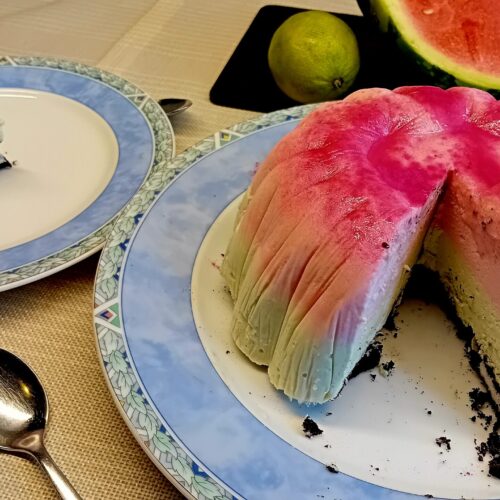 Roomijstaart met watermeloen en limoen | No churn Surinaams fusion recept